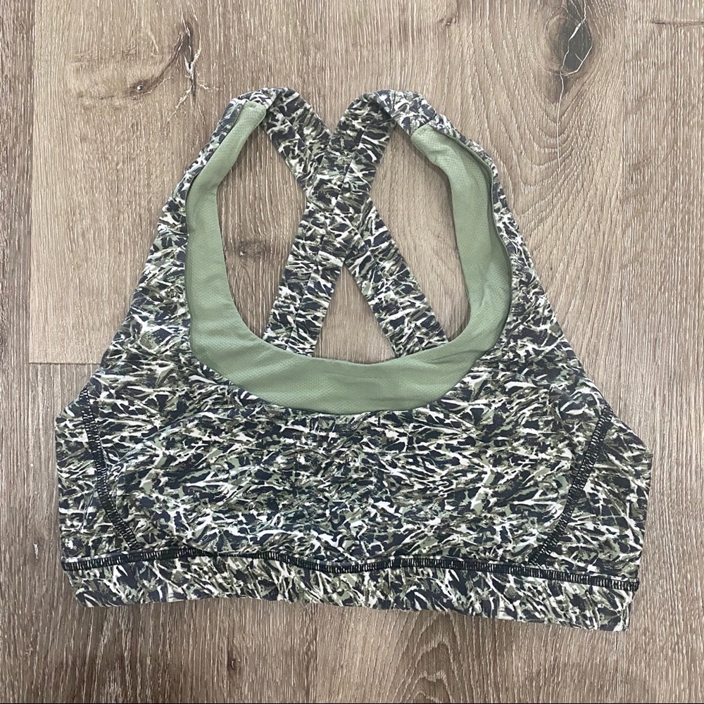 Lululemon Stuff Your Bra sports bra